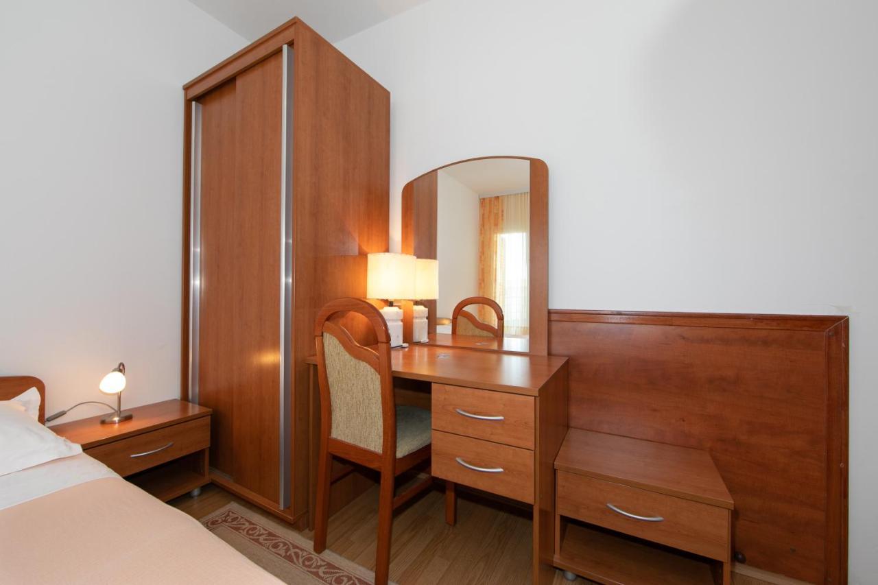 Apartmani Biser Тучепи Экстерьер фото