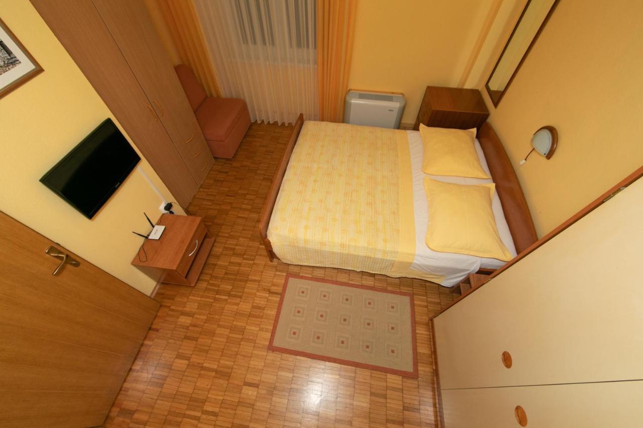 Apartmani Biser Тучепи Экстерьер фото