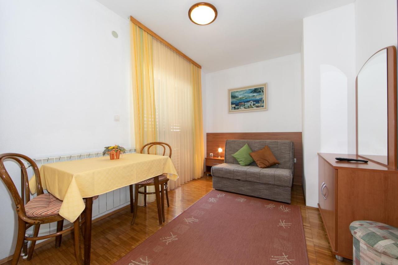 Apartmani Biser Тучепи Экстерьер фото