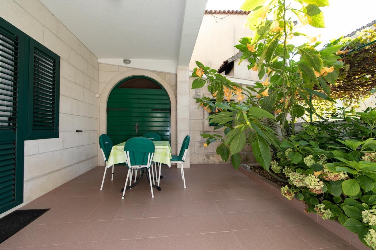 Apartmani Biser Тучепи Экстерьер фото