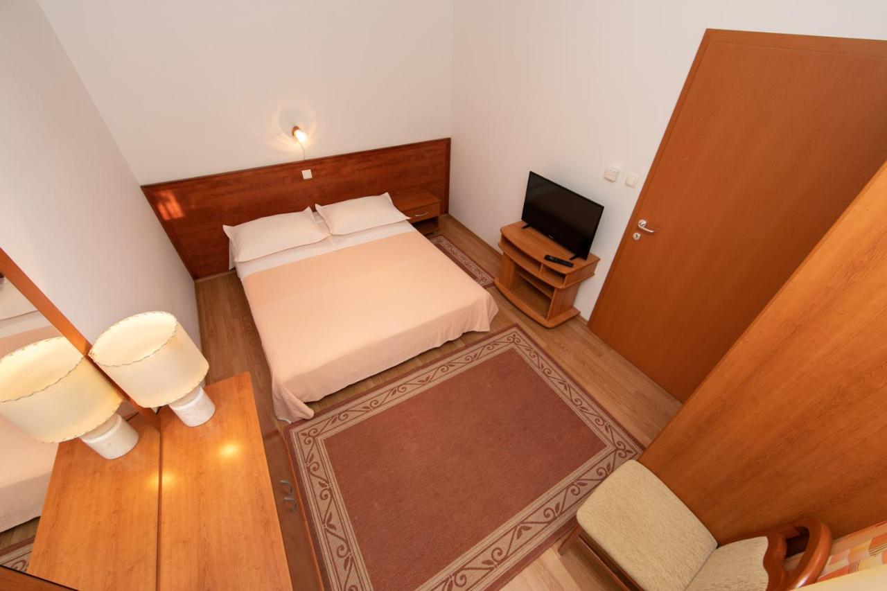 Apartmani Biser Тучепи Экстерьер фото