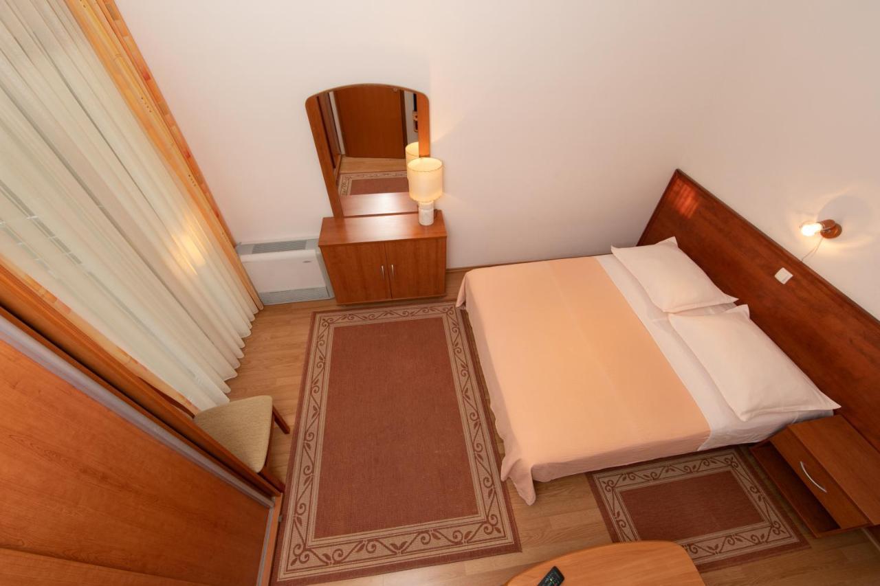 Apartmani Biser Тучепи Экстерьер фото