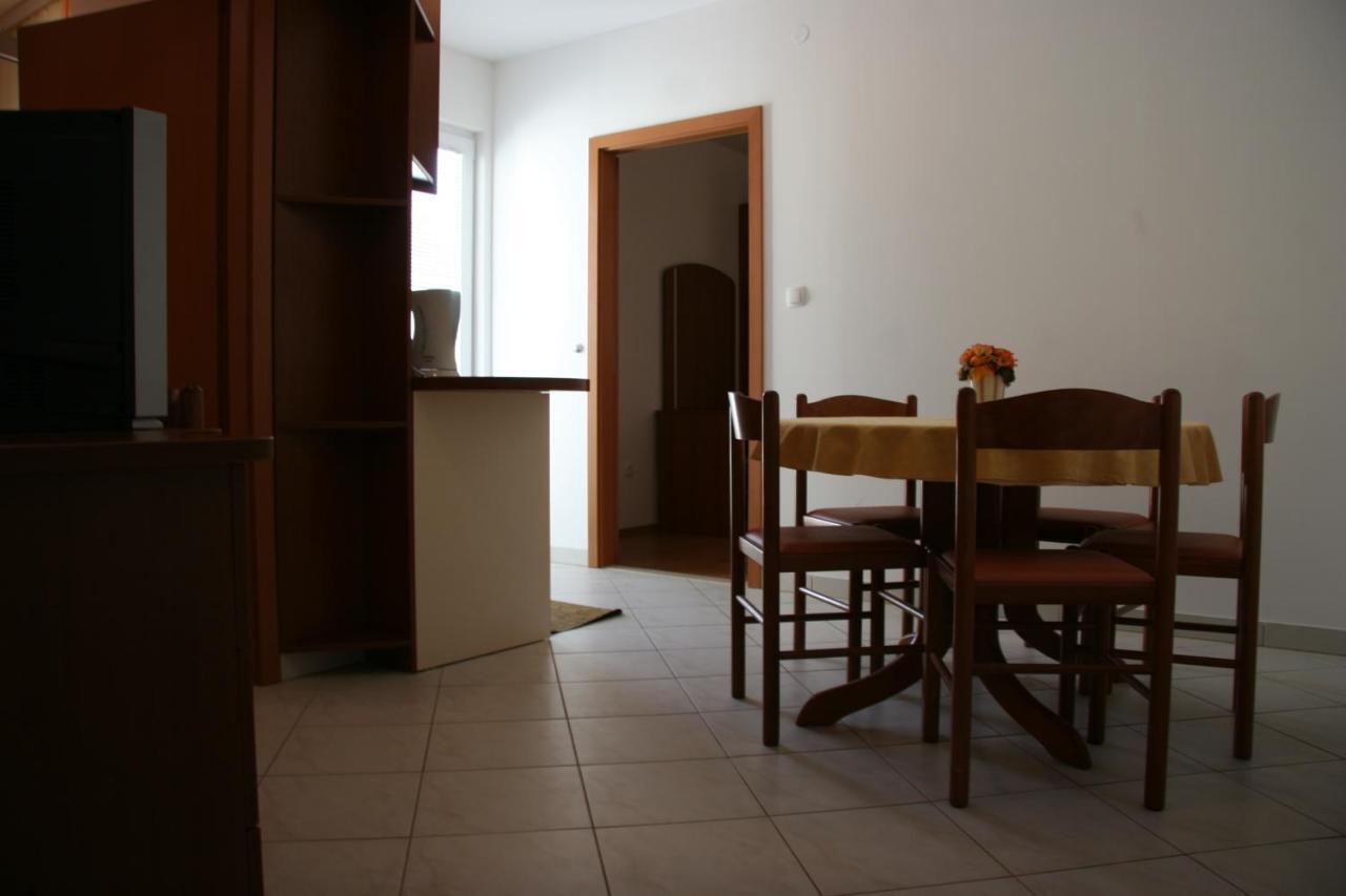 Apartmani Biser Тучепи Экстерьер фото