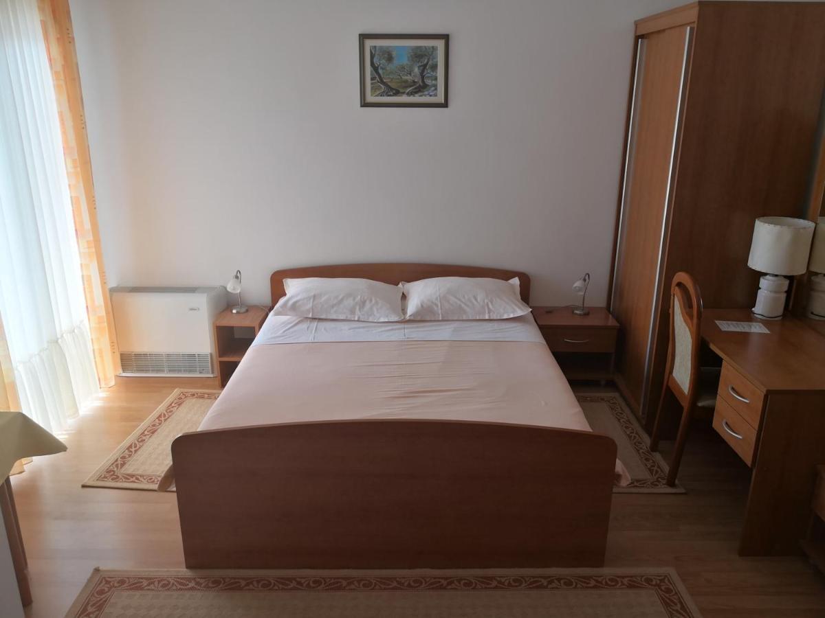 Apartmani Biser Тучепи Экстерьер фото